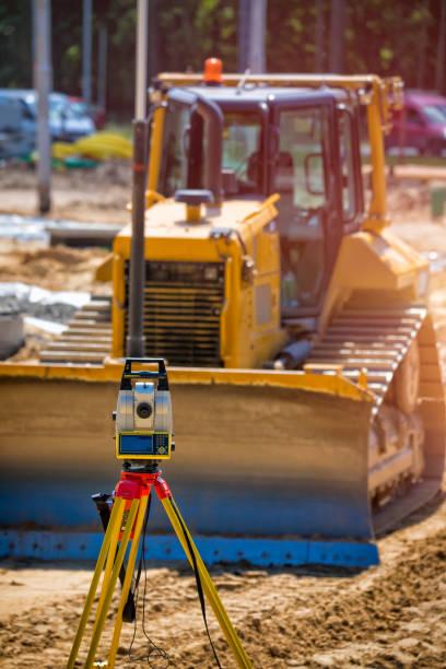 istock Landsurveyor equipment on a highway construction site 1270981726
