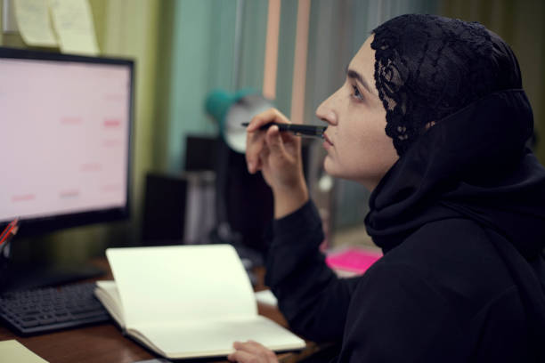 istock Arabian business woman 1271001459