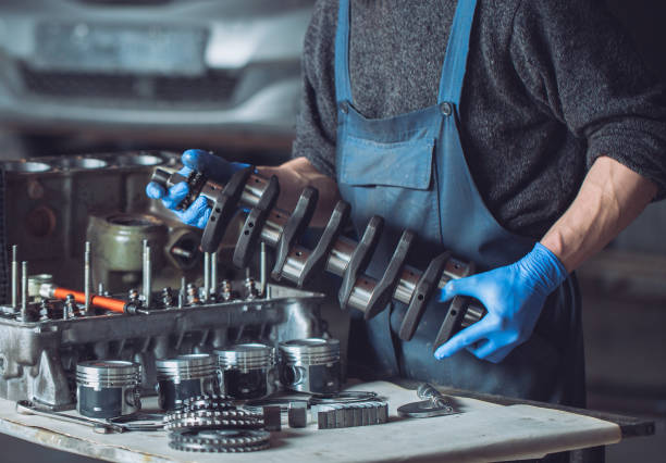 istock Master collects a rebuilt motor for the car 1271009392