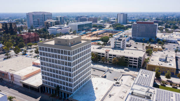 istock Santa Ana, California Skyline 1271071021