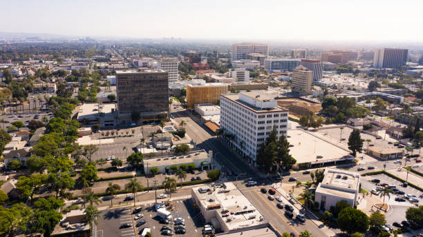 istock Santa Ana, California Skyline 1271071027