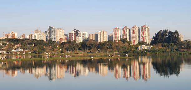 istock Park Barigui backs buildings 1271122057