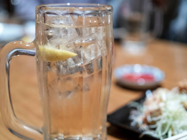A night drink with highballs