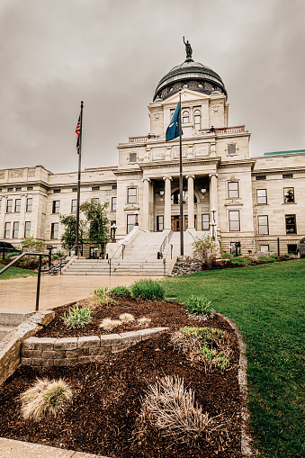 Edificio del Capitolio del Estado de Montana en Helena photo
