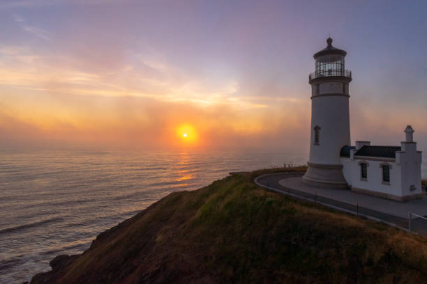 istock North Head lighthouse at Cape Disappointment State Park 1271163891