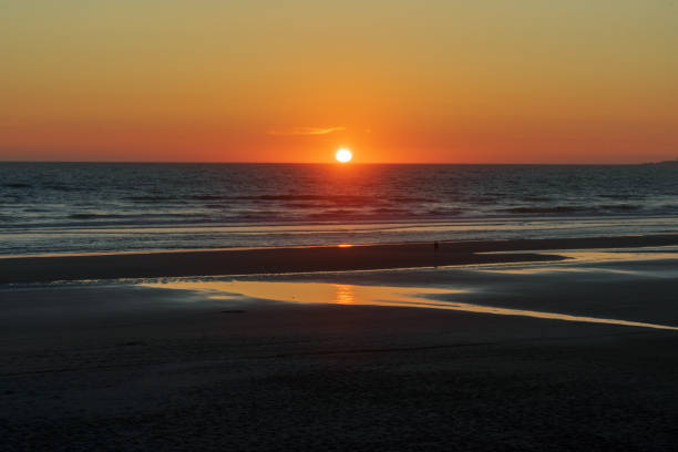 istock Sunset at Kalaloch Beach, Olympic National Park 1271165305