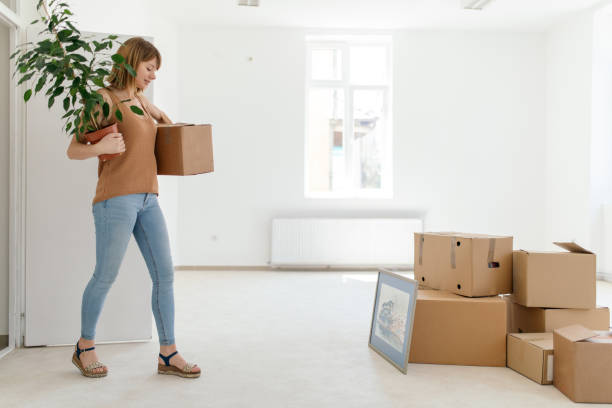 istock Moving in into new apartment 1271348668
