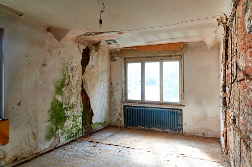 Demolition house, empty room