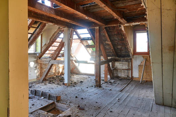 istock Demolition house, attic 1271385346