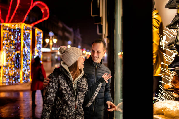 istock Couple spend time in shopping 1271399411