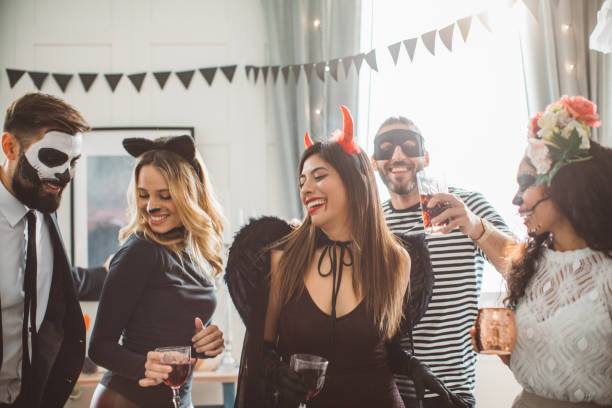 istock Halloween home party 1271407412