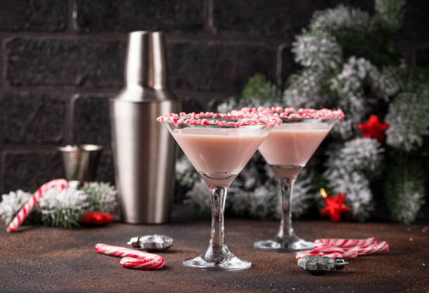 istock Pink peppermint martini with candy cane rim 1271417574