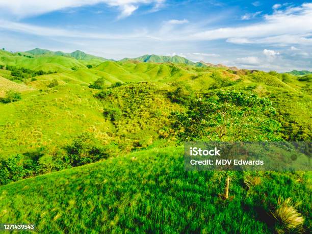 The Verdant Rolling Hills Of Ubay And Alicia Bohol Philippines Windows Xp Wallpaper Lookalike Stock Photo - Download Image Now