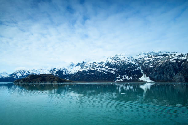 istock Cruise, sailing, alaska, glacier bay, national park 1271479648