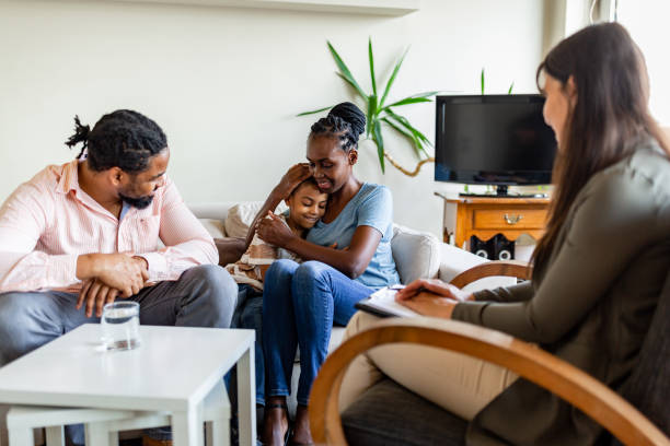 istock Family on a mental health therapy session 1271482979