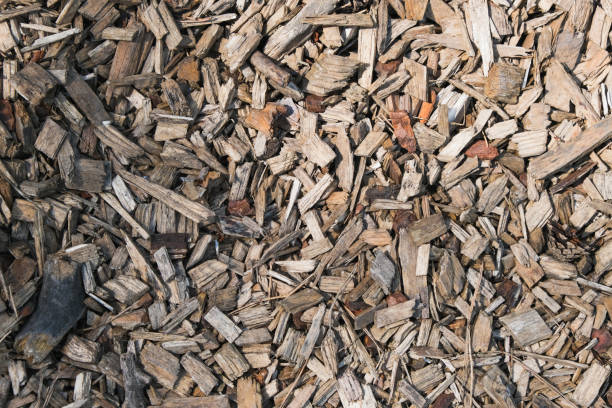 istock small wood chips, natural material for landscaping 1271492268