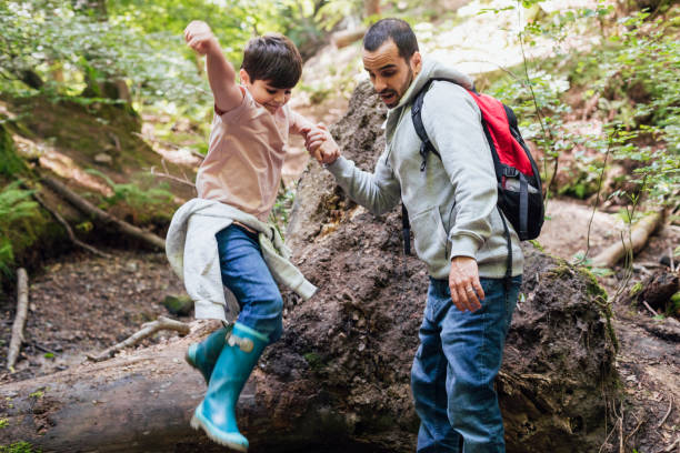 istock Dad to the Rescue! 1271535207