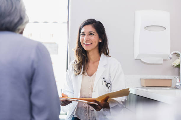 istock Doctor gives patient good news 1271564708