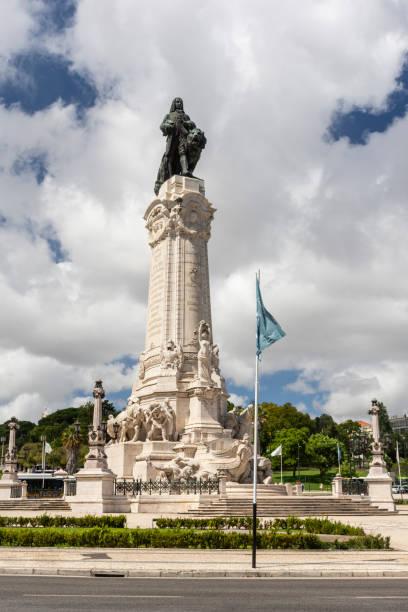 istock Beautiful view to white monument in Marques de Pombal square 1271620062