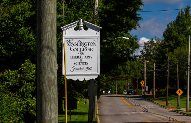 The main campus of Washington College, a private liberal arts college founded in 1782 Chestertown, MD, USA 08/30/2020: The main campus of Washington College, a private liberal arts college founded in 1782 in Chestertown, MD. George Washington served on the board of this institution. chestertown stock pictures, royalty-free photos & images