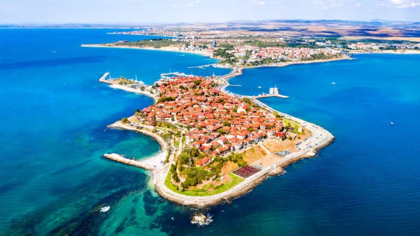 nesebar, bulgaria - costa del mar nero - bulgari foto e immagini stock