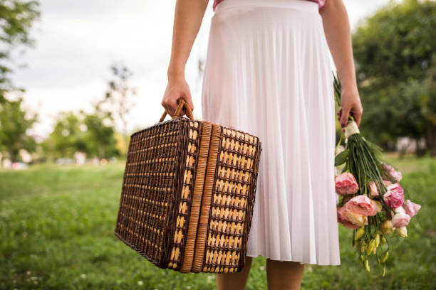 istock Squared wicker suitcase perfect for a picnic afternoon 1271714582