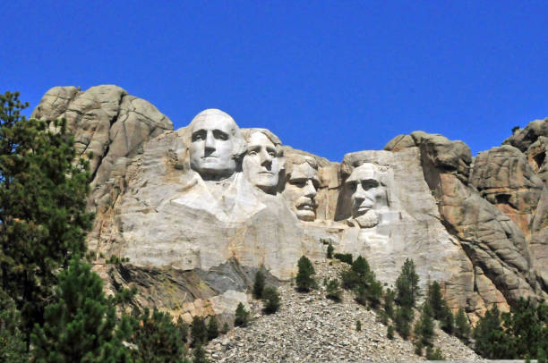 istock Mount Rushmore-South Dakota 1271754648