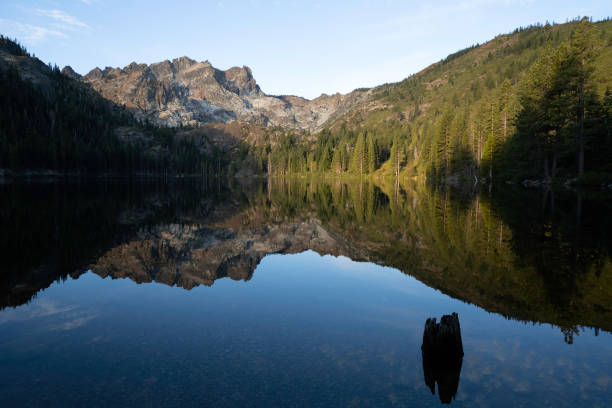 istock Lower Sardine Lake 1271757315