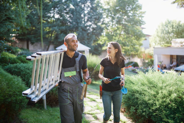 istock Happy Couple Working Together Landscape. 1271843990