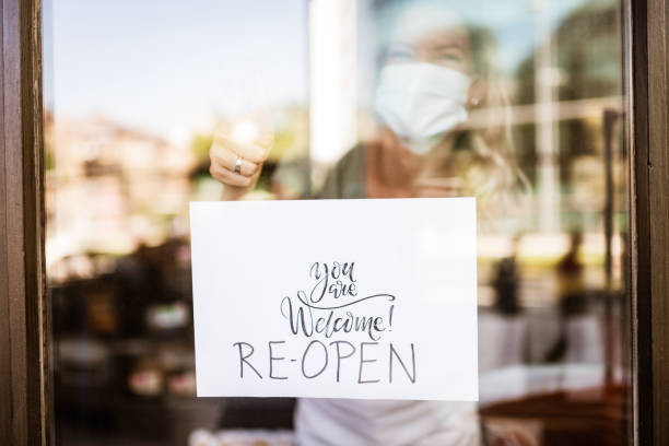 istock We're now open for business 1271895586