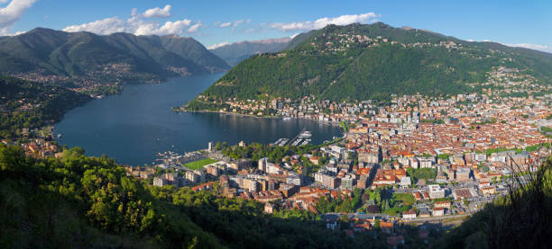 istock Como - The city with the Cathedral and lake Como. 1271933946