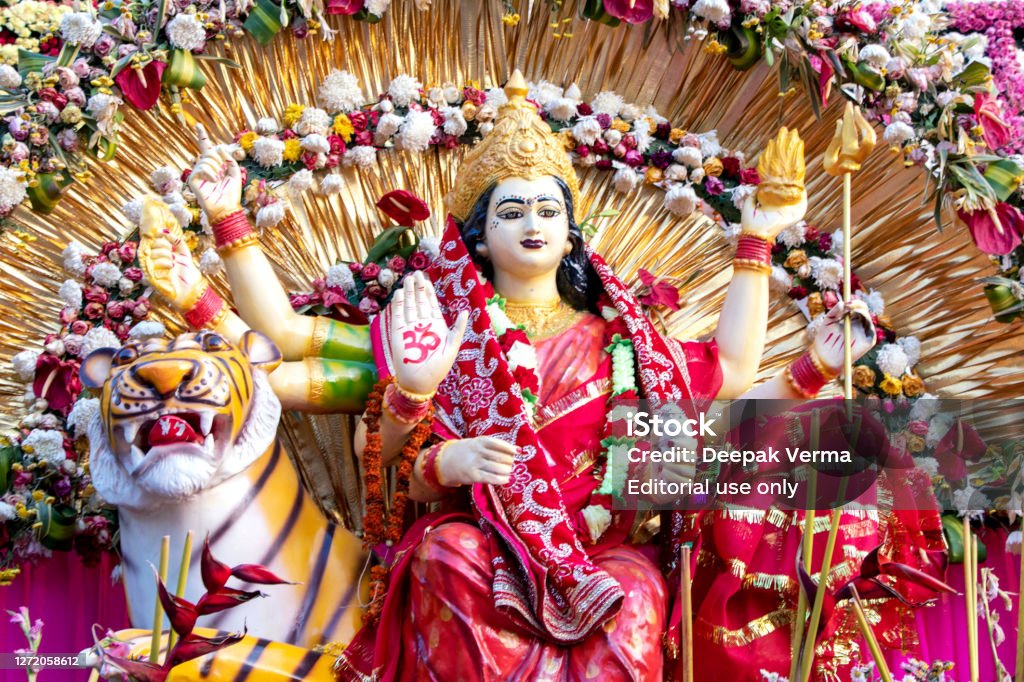Statue Of Goddess Vaishno Devi At Ardhkuwari Bhawan In India Stock Photo -  Download Image Now - iStock