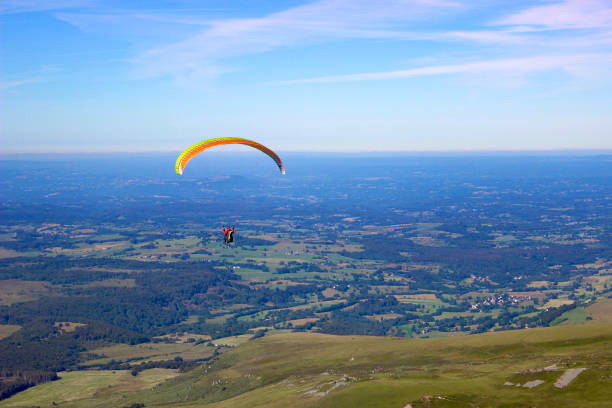 istock Parentist setting off from the Puy de Sancy 1272060556