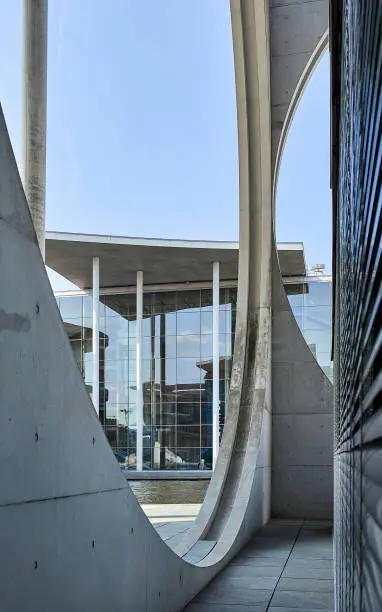 Part of the façade of the Marie Elisabeth Lüders Haus with the Paul Lobe Haus (Deutscher Bundestag) in the background at the Berlin government district.