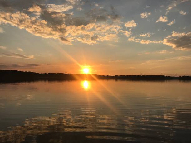 istock Reflection of the sun. 1272116011