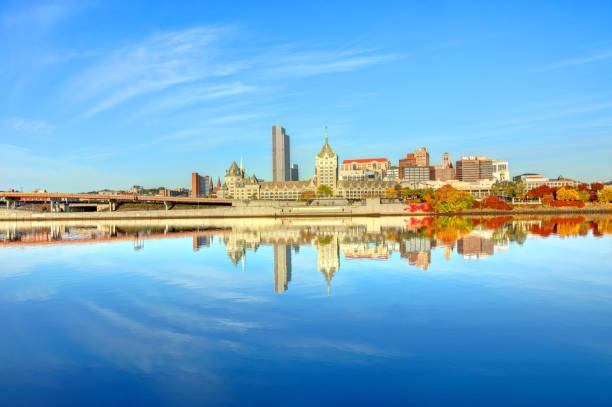 istock Autumn in Albany, New York 1272144681