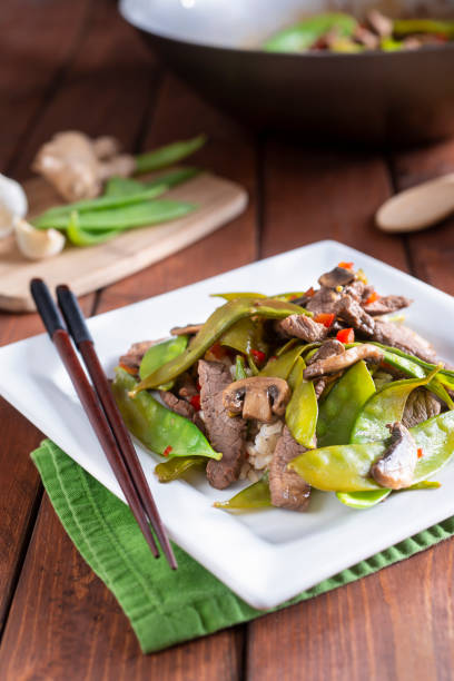 istock Asian Beef and Snow Peas 1272150057