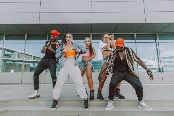 istock Hip hop crew dancing outdoors 1272206570