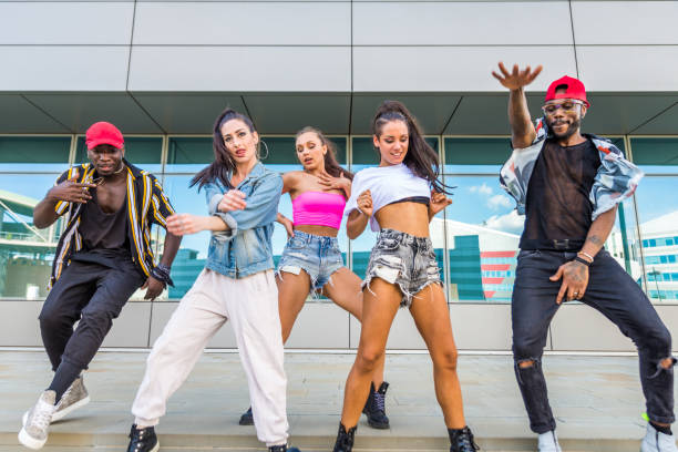 istock Hip hop crew dancing outdoors 1272207256