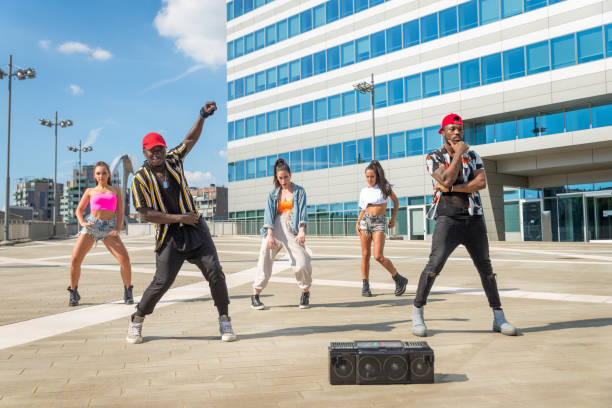 istock Hip hop crew dancing outdoors 1272208166