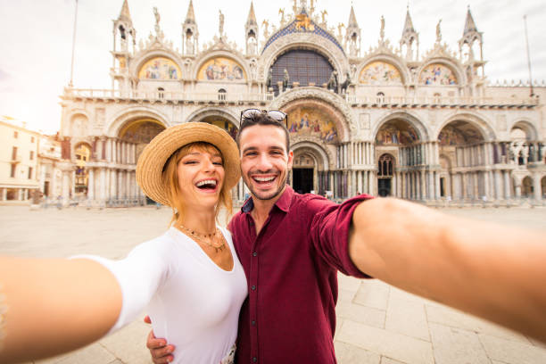 istock Couple travelling in Venice, Italy 1272213058