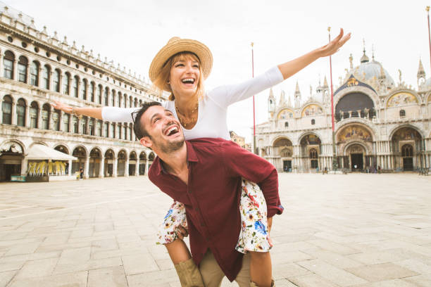istock Couple travelling in Venice, Italy 1272213082