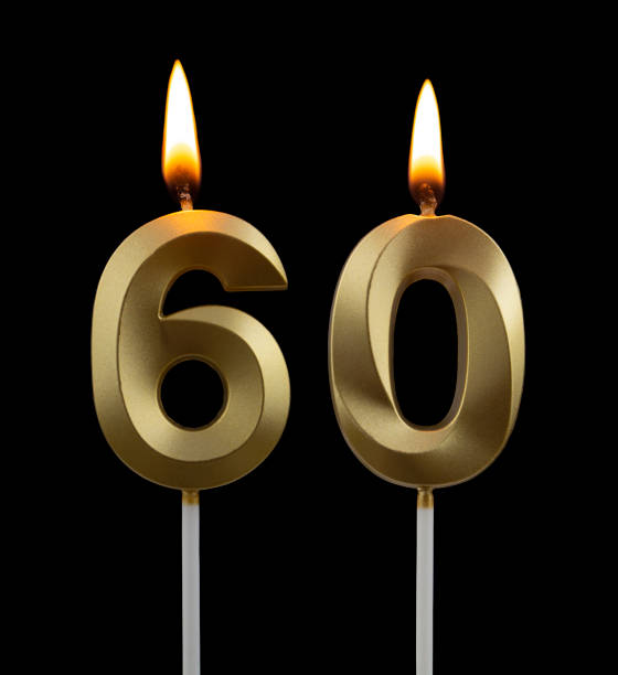 황금 생일 촛불 검은 색에 고립, 번호 60 - candle heat gold burning 뉴스 사진 이미지