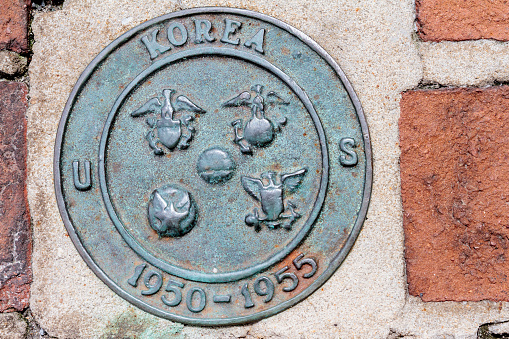 Medallion Signifying The Korean War -- !950 To 1955