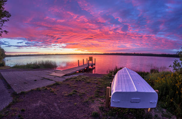 marl lake magenta life boat sunrise - sky pink photography lake fotografías e imágenes de stock