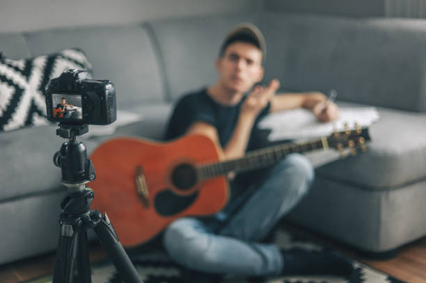 istock Guitarist Youtuber vlogging 1272371087