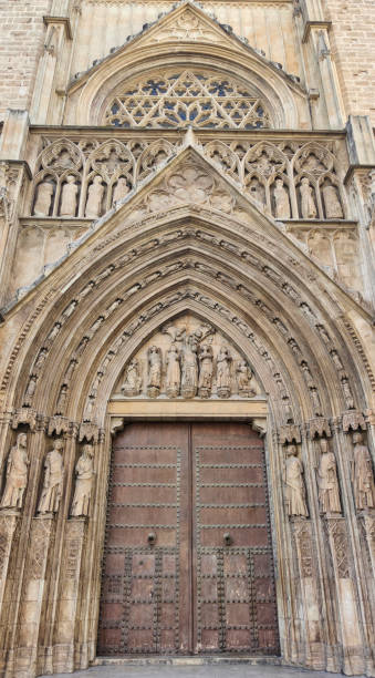 istock Valencia cathedral portico detail 1272385616