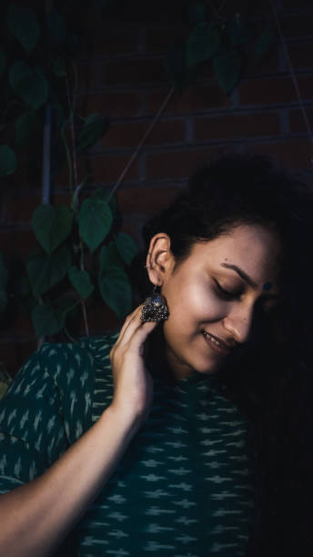 istock Indian traditional woman 1272390531