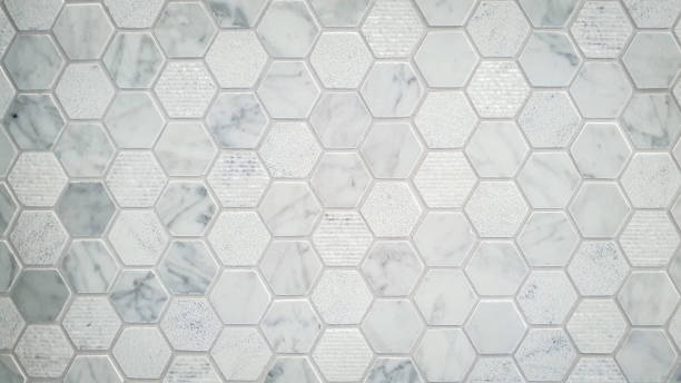 istock Modern Seamless grayscale hexagonal mosaic wall tiles 1272404544