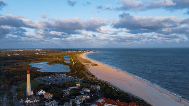 faro di capo maggio - contea di cape may foto e immagini stock